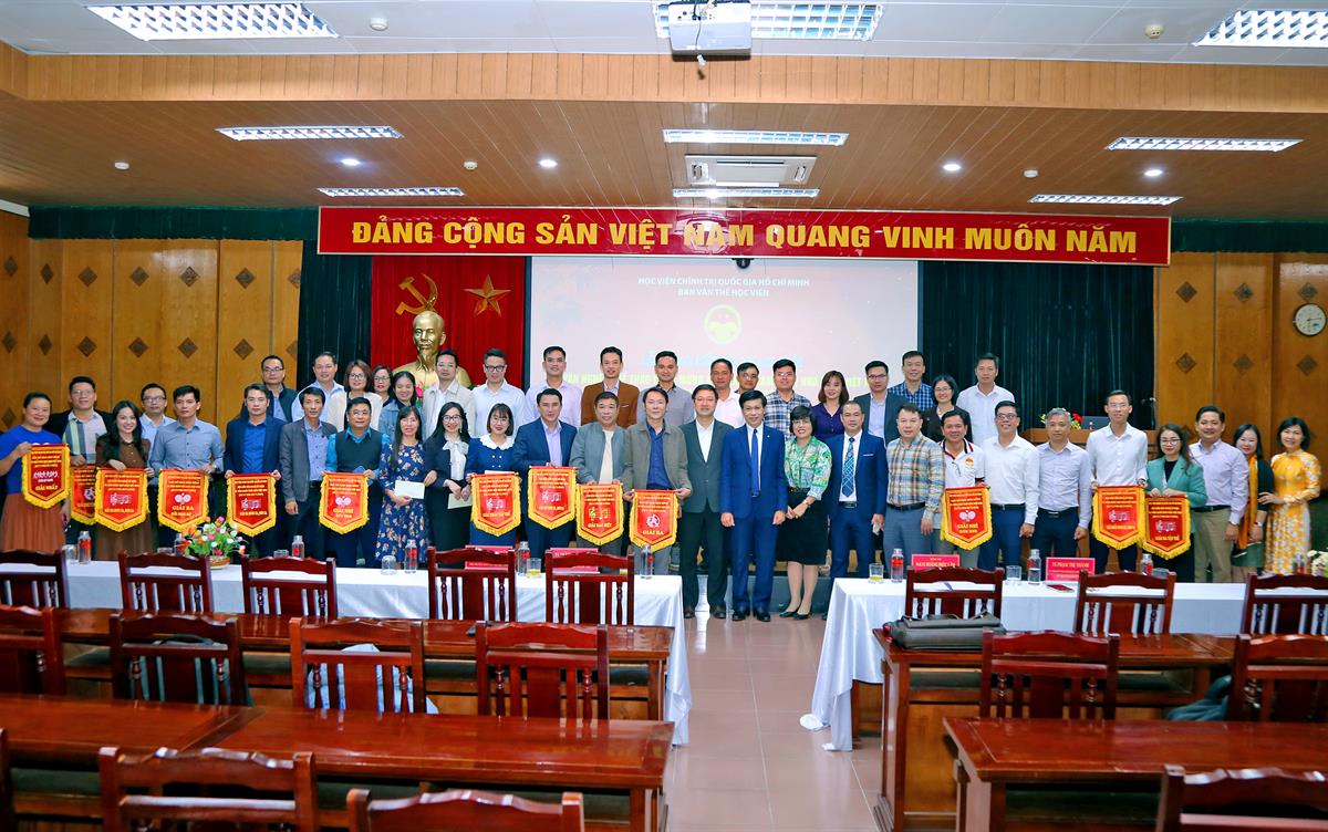 Tổng kết Hội diễn văn nghệ và Giải thể thao khối học viên chào mừng kỷ niệm 41 năm Ngày Nhà giáo Việt Nam (20/11/1982 - 20/11/2023)